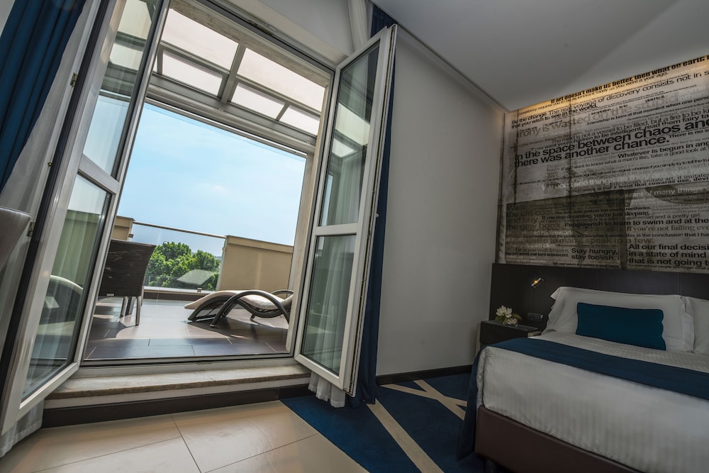 Panoramic Double Room photo 2