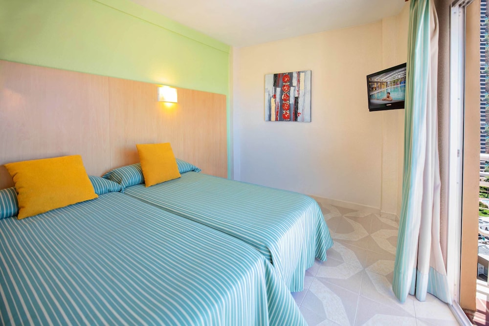 Superior Double Room, Balcony, City View (3 Adults)