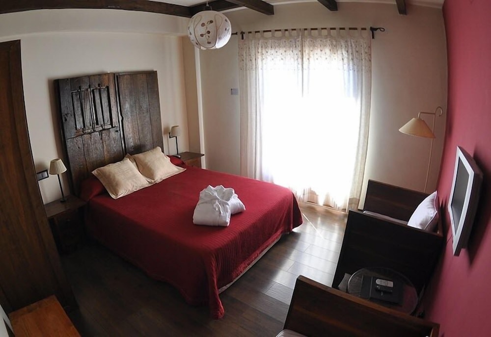Double or Twin Room photo 2