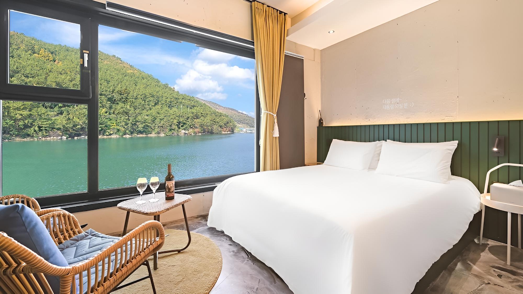 Basic Room, 1 Bedroom (2jib(2F, Ocean View, Bath tub)) photo 1
