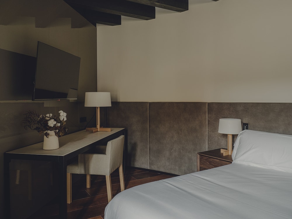 Standard Double or Twin Room, 1 Bedroom, Non Smoking, Private Bathroom