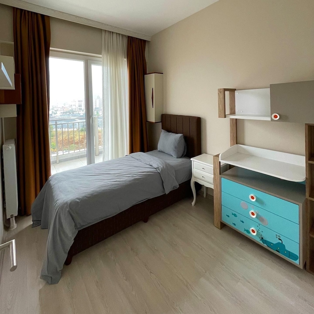 Luxury Apartment photo 2