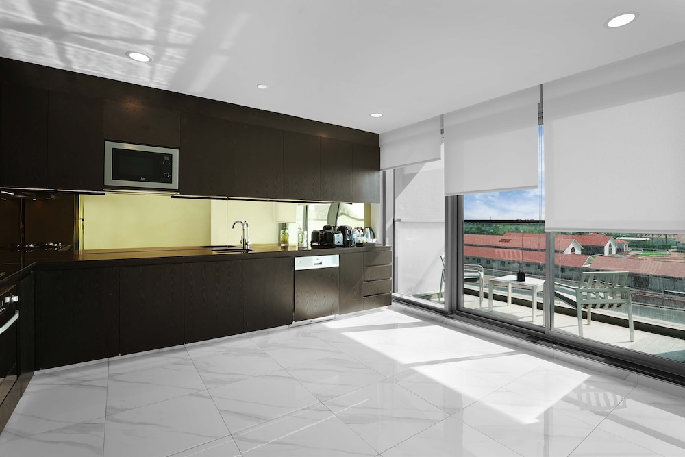 Apartment, 3 Bedrooms (Podium)