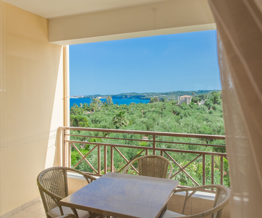 Family Apartment, Sea View photo 1