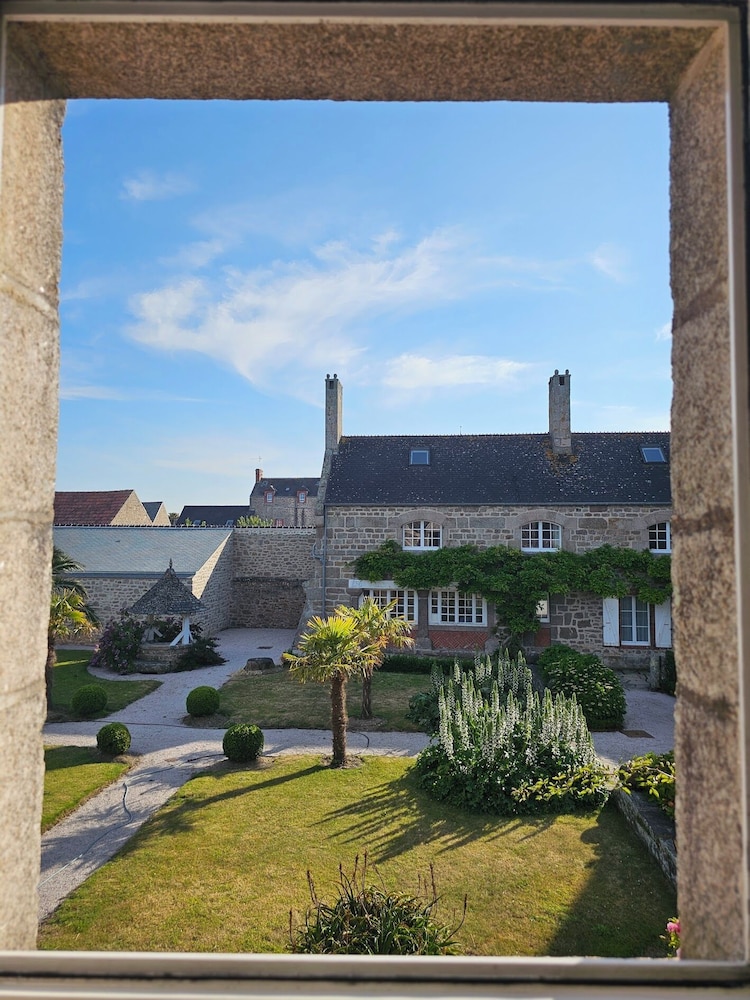 Twin Room, Garden View photo 3