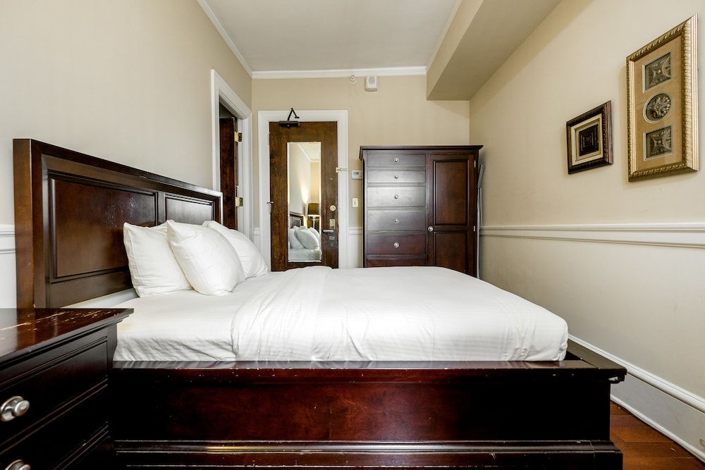 Economy Room, 1 Large Twin Bed, Non Smoking