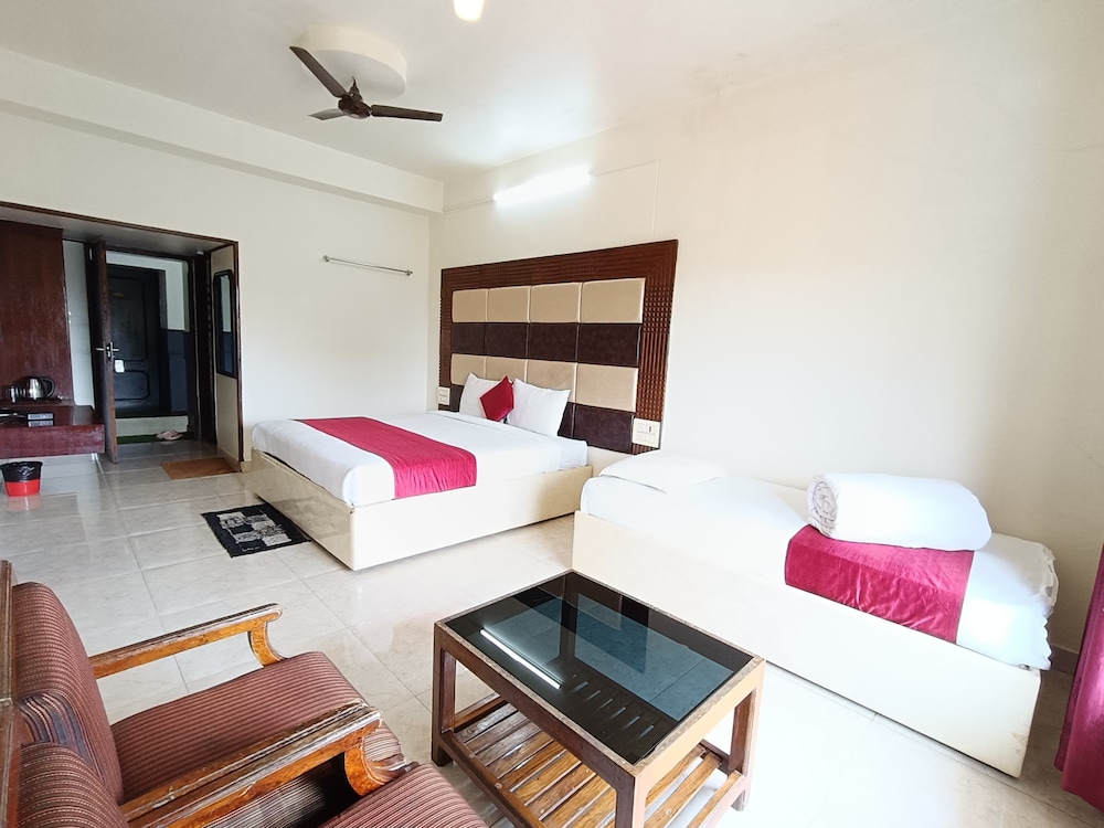 Deluxe Triple Room, Valley View photo 1