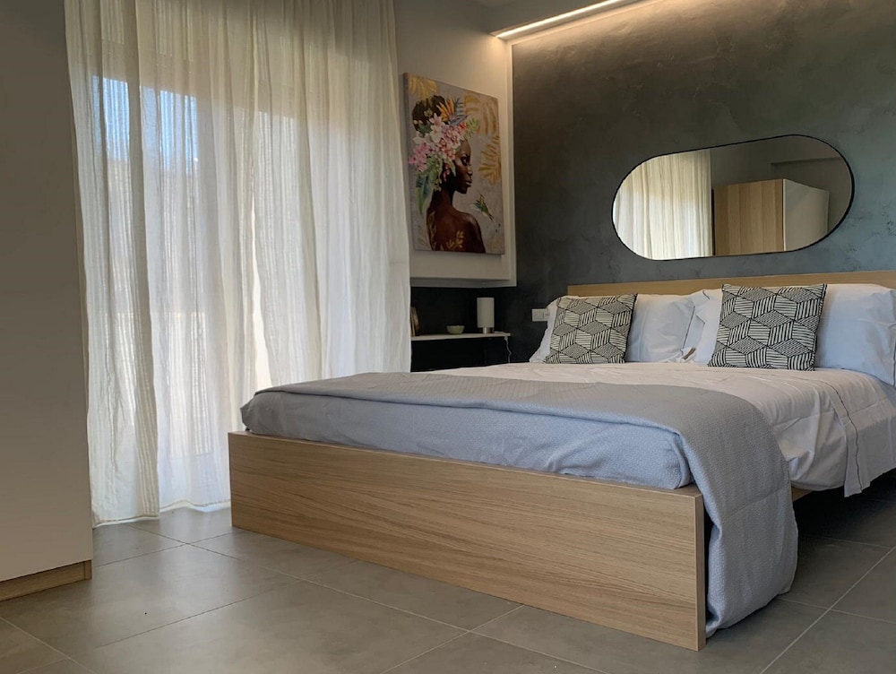 Panoramic Studio, 1 King Bed, Valley View photo 1