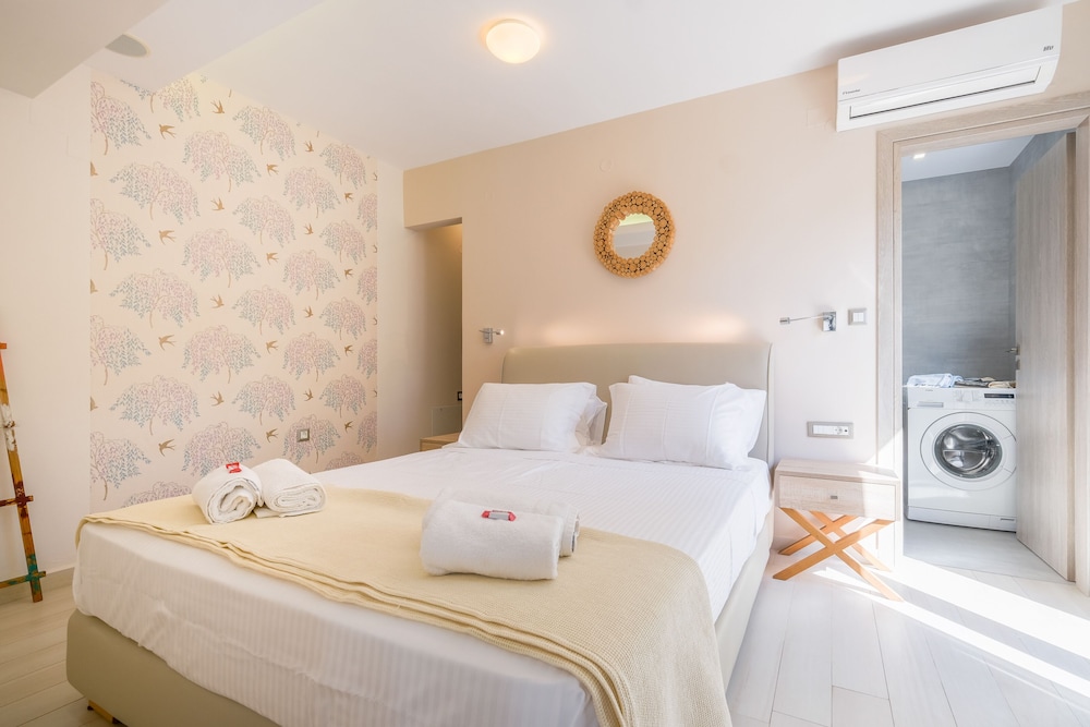 Comfort House, 1 Double Bed with Sofa bed, Non Smoking, Garden View