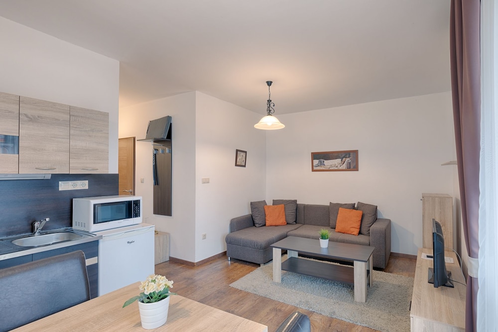 Superior Apartment photo 1
