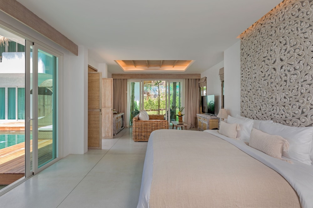 Eden Suite Pool Access