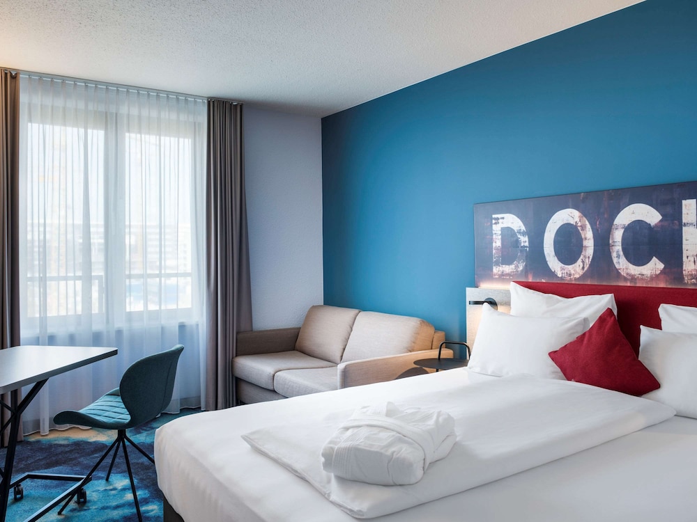 Superior Room, 1 Double Bed with Sofa bed - Photo 7