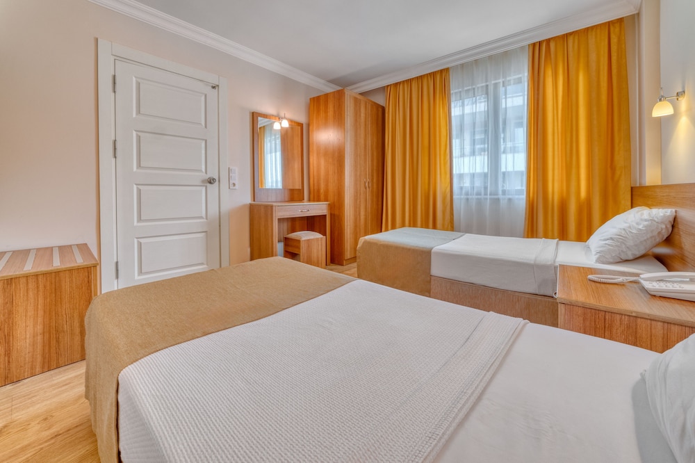 Apartment, 1 Bedroom, Garden View (Double)