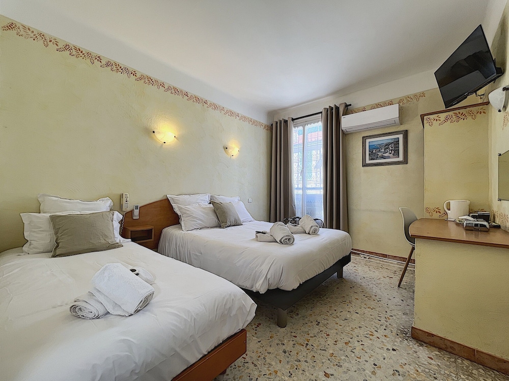 Triple Room, 3 Twin Beds