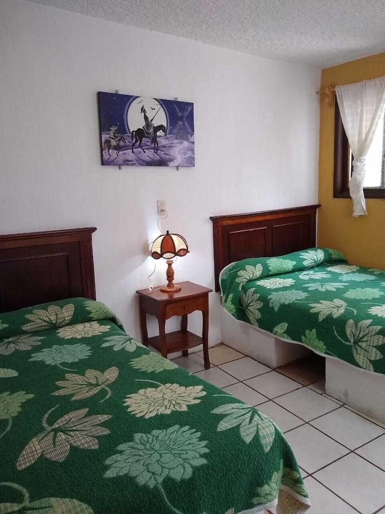 Traditional Double Room, 2 Double Beds photo 2