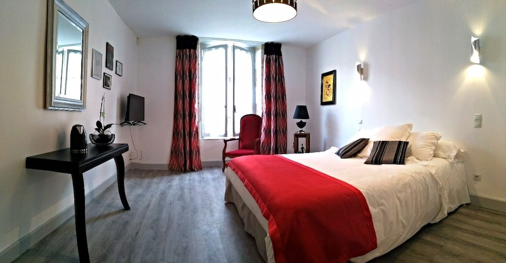 Le Lion Amoureux - Chambre Double Deluxe, 1 lit double photo 1