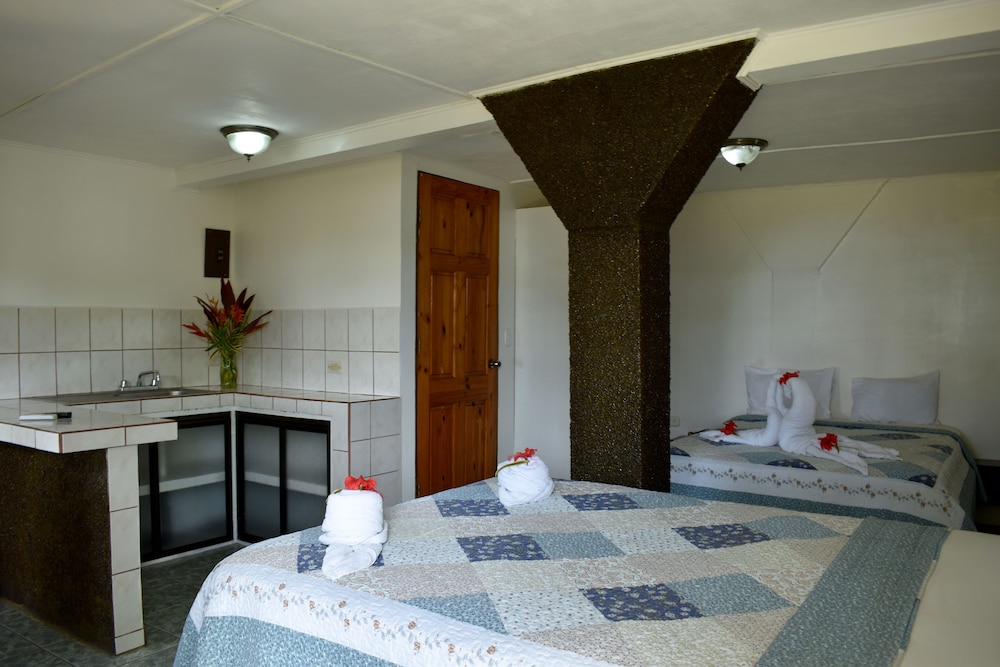 Standard Quadruple Room, 2 Double Beds, Non Smoking