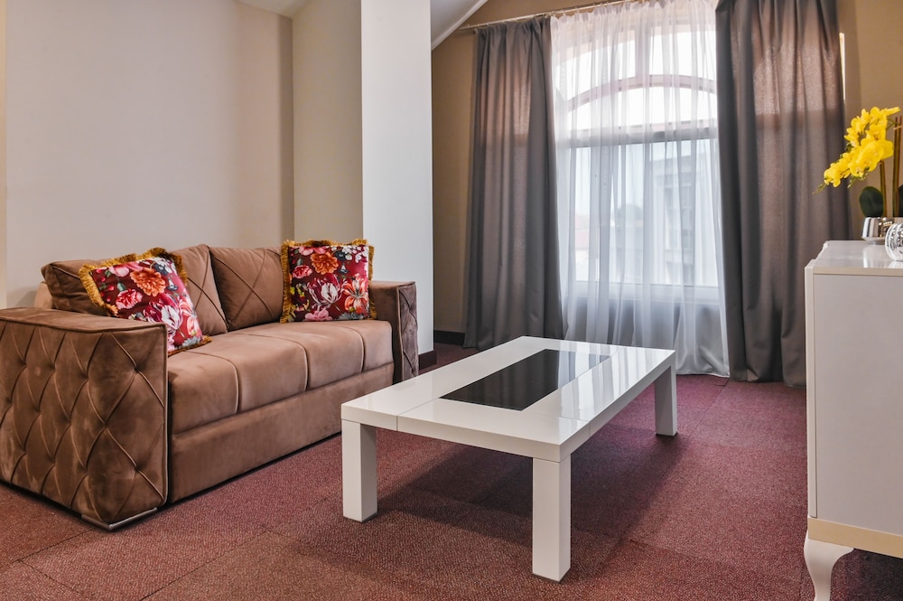 Royal Apartment
