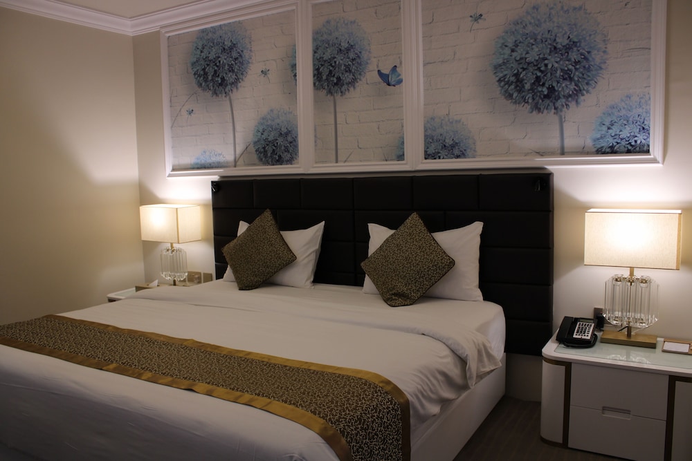 Premium Room - Photo 9
