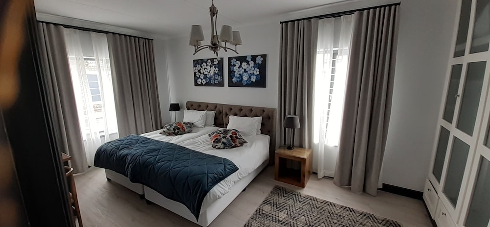 Luxury Twin Room photo 1