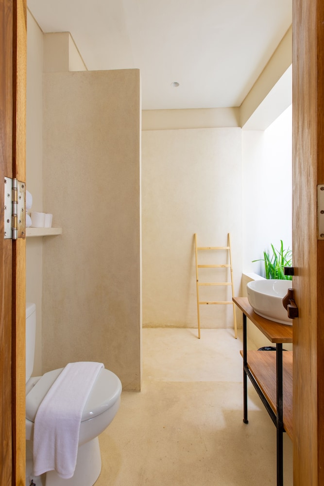 Standard Room - Photo 2