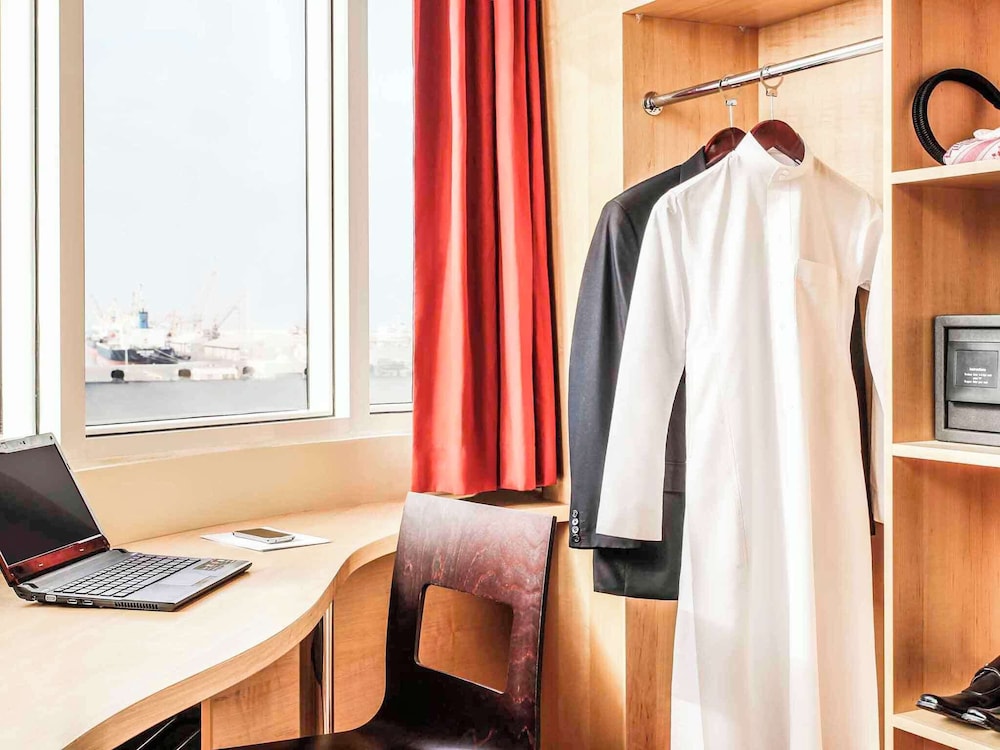 Standard Double Room, 1 King Bed photo 3