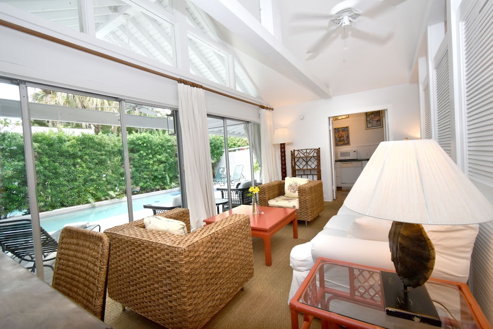 Luxury Suite