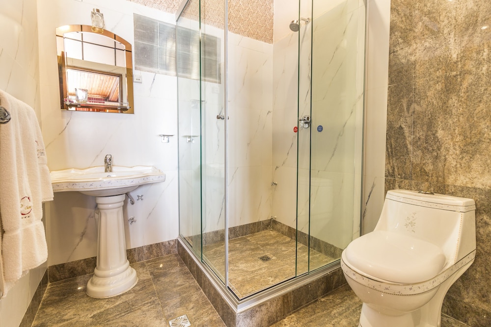 Standard Single Room, 1 Double Bed, Accessible, Pool Access photo 3