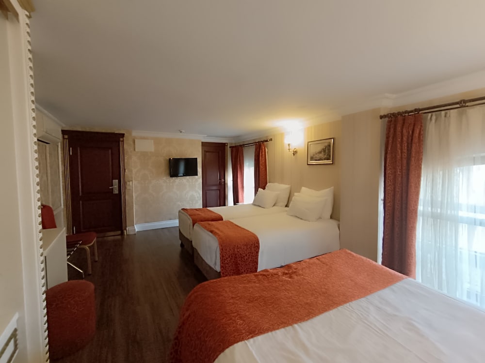 Quadruple Room photo 3