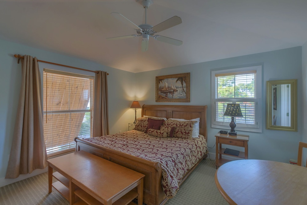 Standard Double Room, Ensuite (Coquina Shell) photo 1