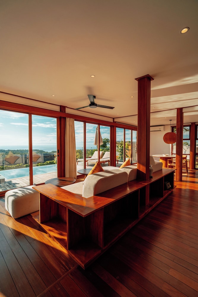 Ocean View Villa 2-Storey - Photo 13