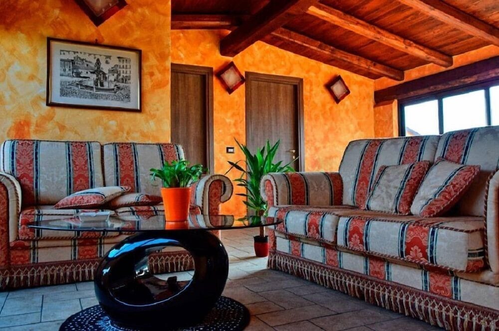 Comfort Apartment, 2 Bedrooms, Mountain View photo 1