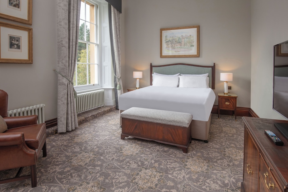 Oulton Hall Suite