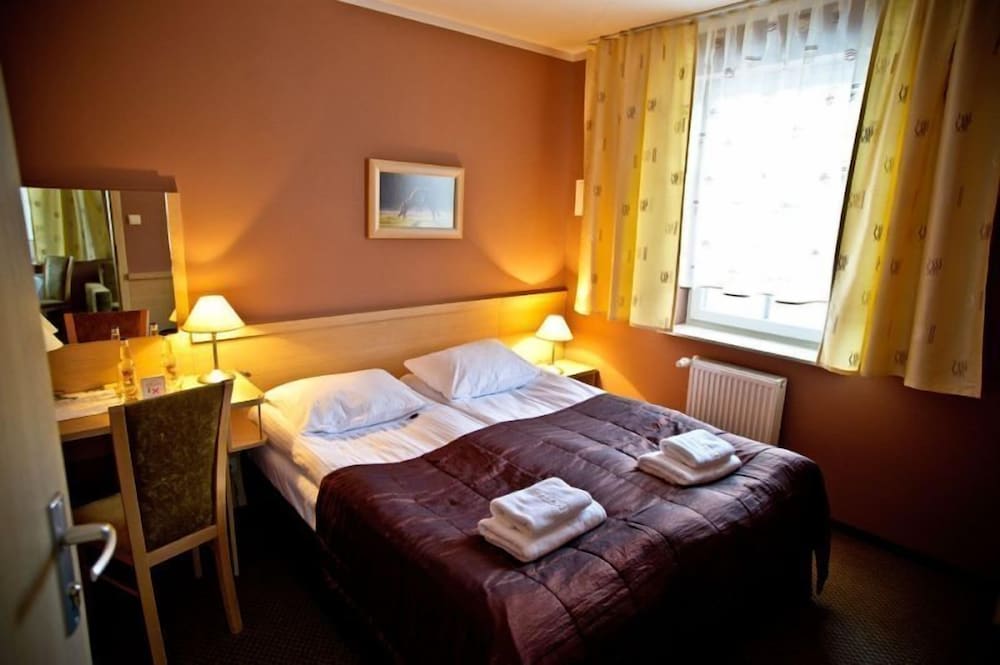 Double Room - Photo 2
