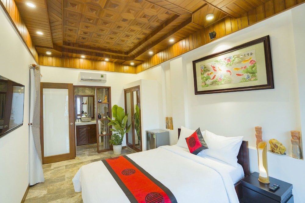 Deluxe Double Room, Pool View - Photo 1