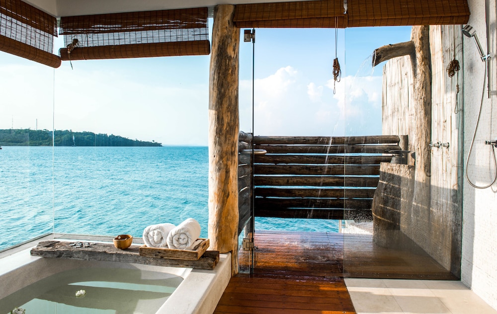 Villa, 2 Bedrooms, Overwater - Photo 6