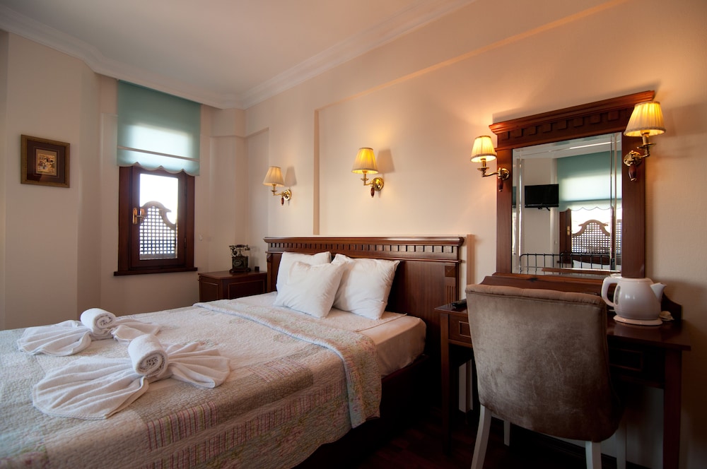 Standard Triple Room photo 3
