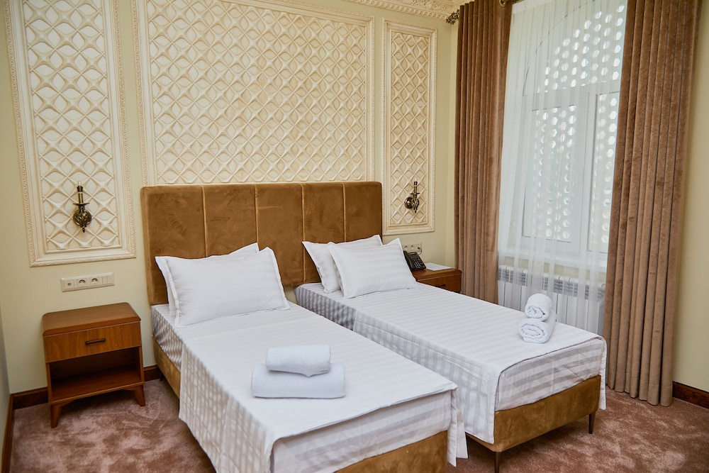 Deluxe Double or Twin Room - Photo 1