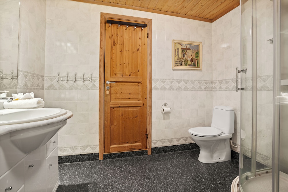 Standard Room - Photo 22