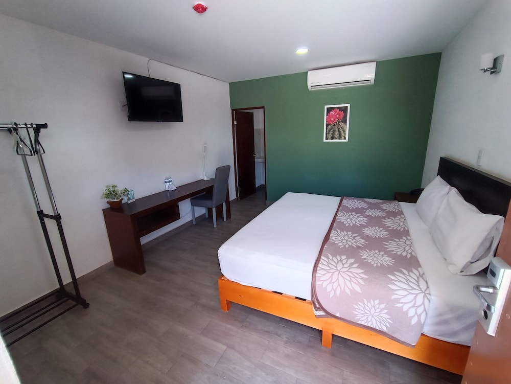 Standard Room photo 3