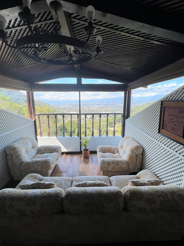 Panoramic Room photo 1