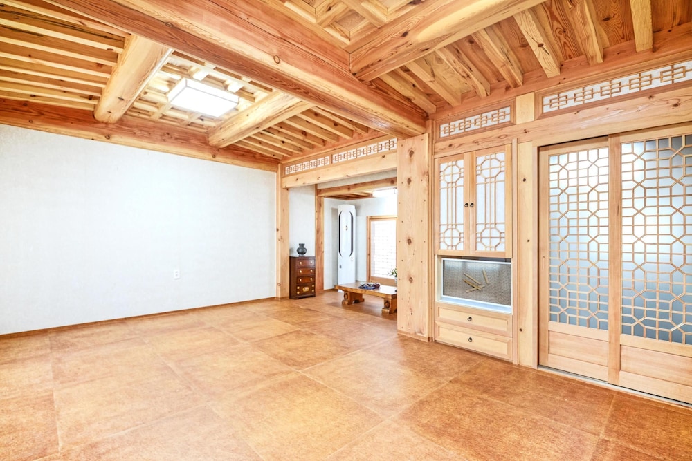 Basic Room, 1 Bedroom (Hwarangjae B Primium) - Photo 4