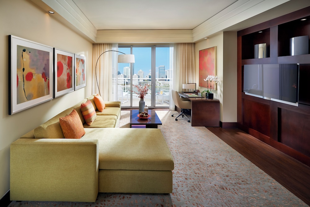 Skyline View, Suite, 3 Bedrooms