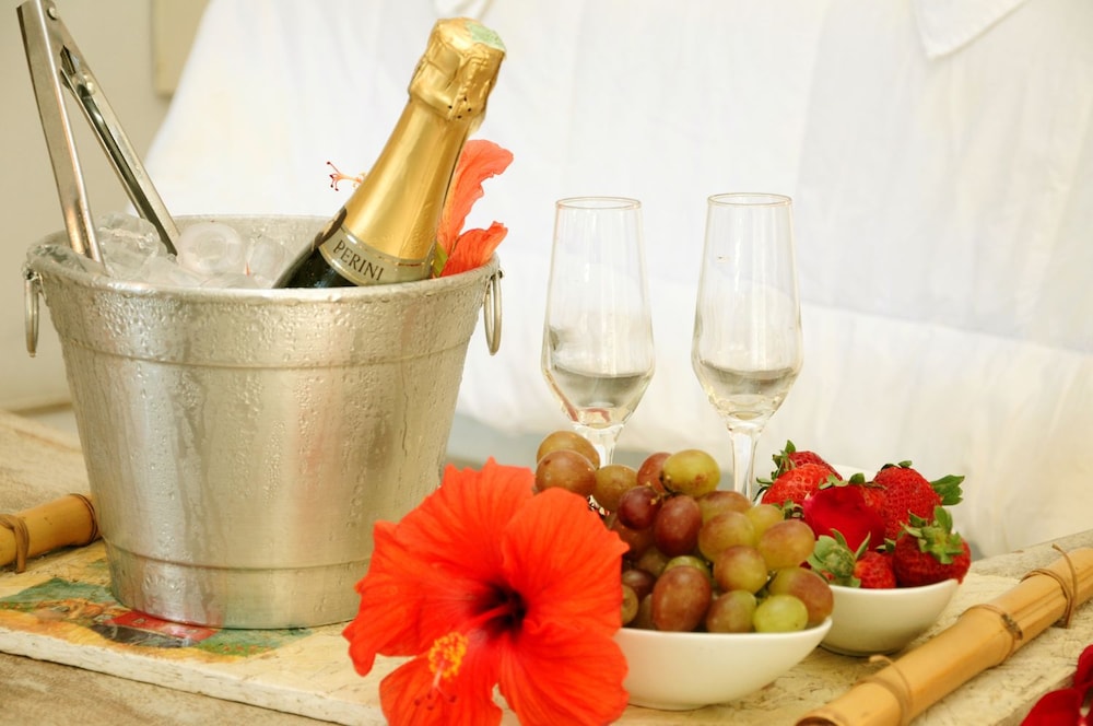 Traditional Bungalow, 1 Bedroom, Ground Floor photo 2