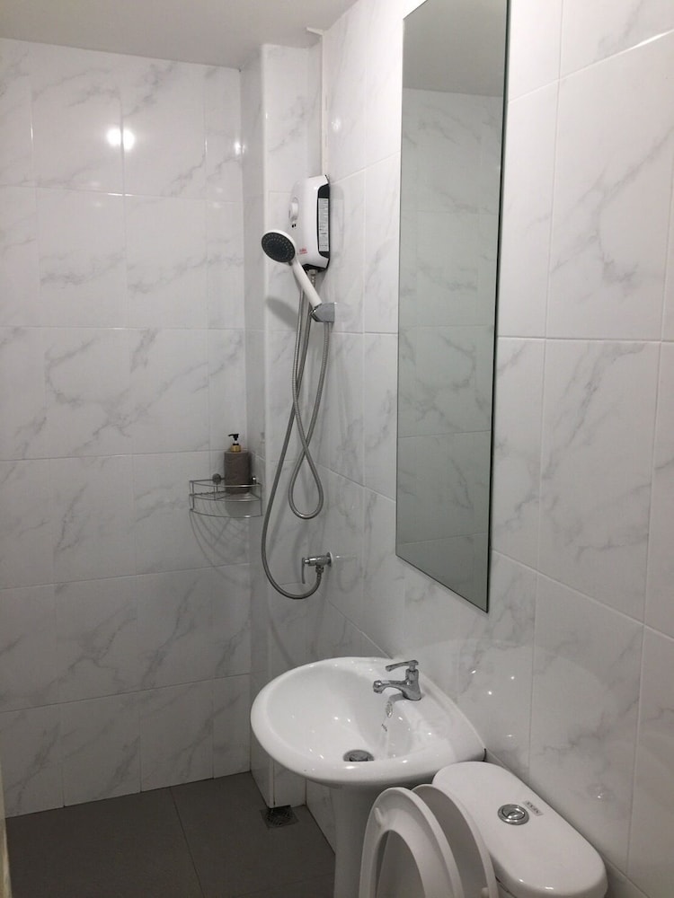 Standard Room Type B photo 3
