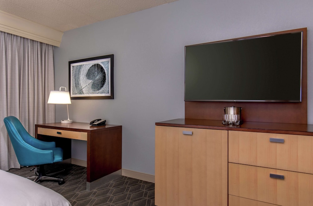Room, 2 Queen Beds - Photo 2
