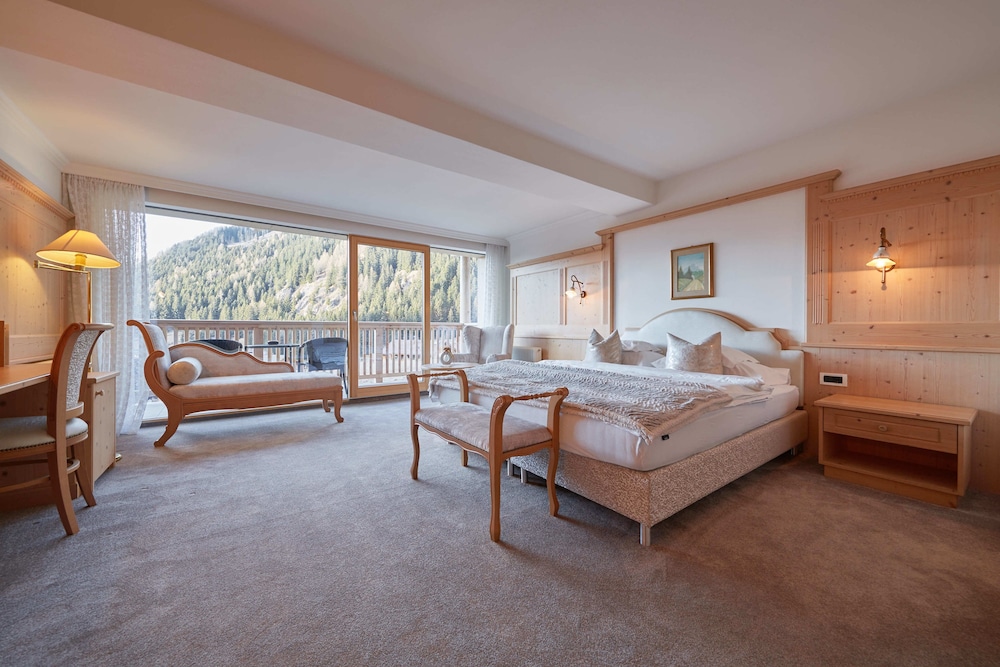 Superior Double Room photo 2