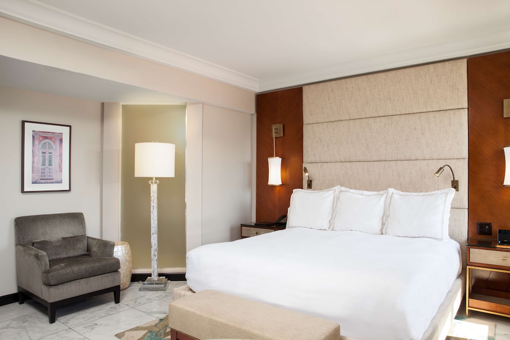 Room, 1 King Bed, City View, Tower