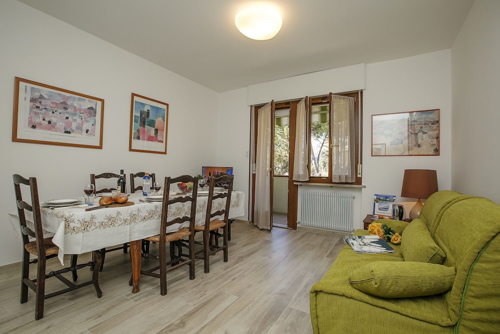 Family Apartment, Multiple Bedrooms (Bella Arco Apartment)