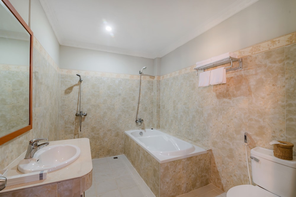 Deluxe Twin Room - Photo 4